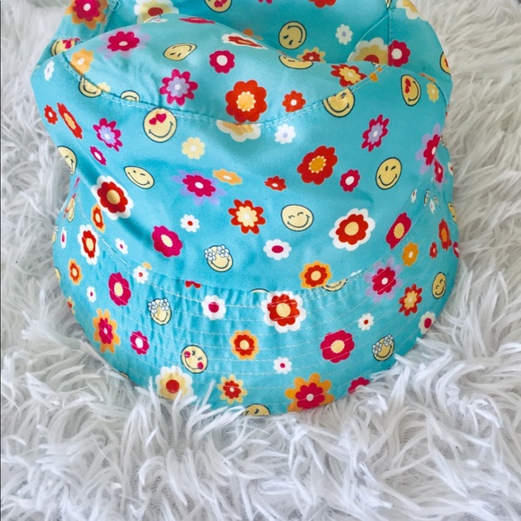 Smiley World Reversible Bucket Hat - Picture 3 of 8